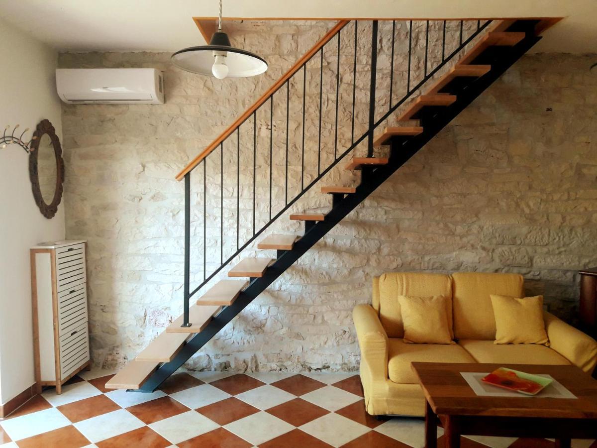 Casa Istriana Nona Pina Vila Kaštelir Exterior foto