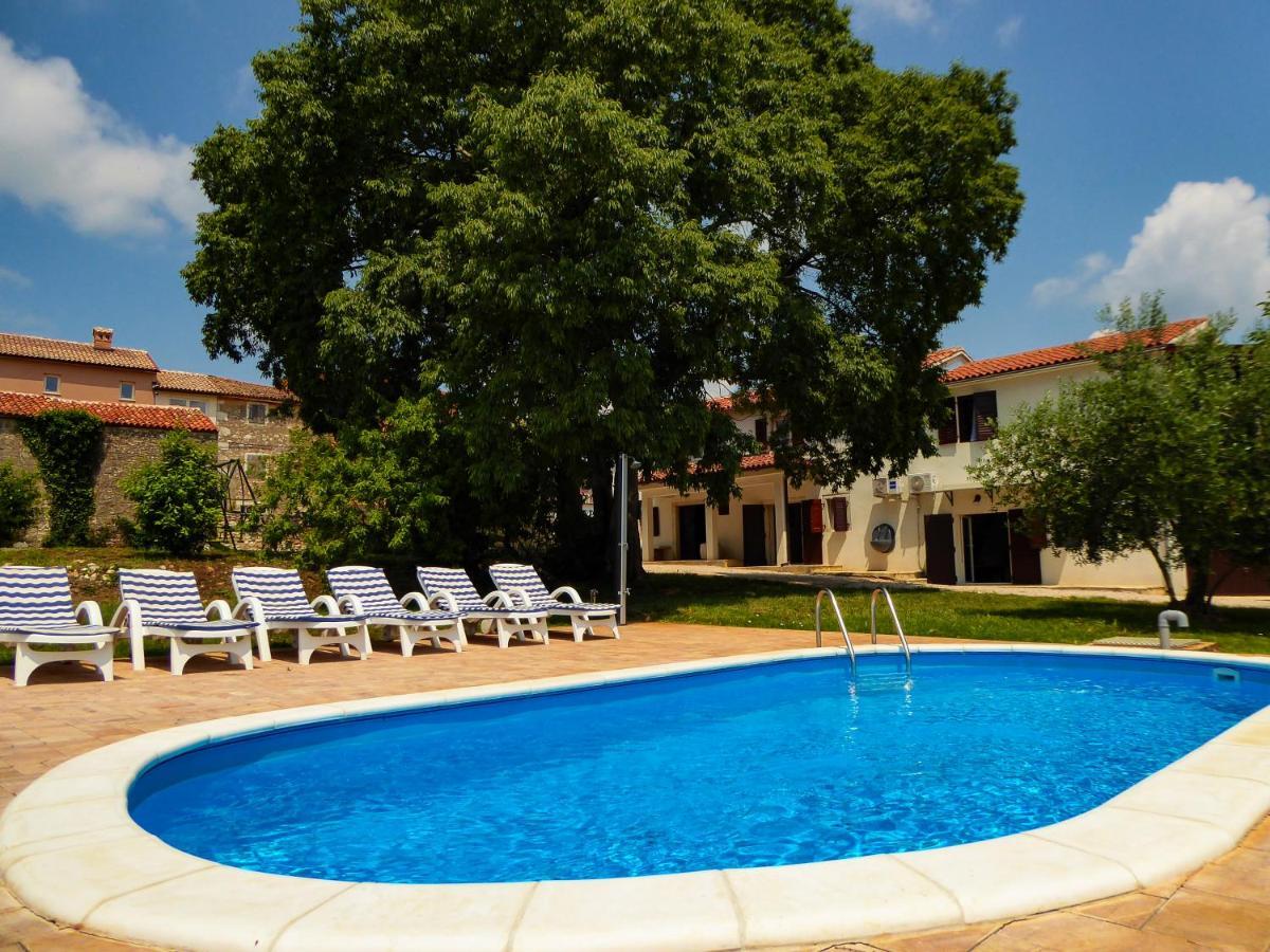 Casa Istriana Nona Pina Vila Kaštelir Exterior foto