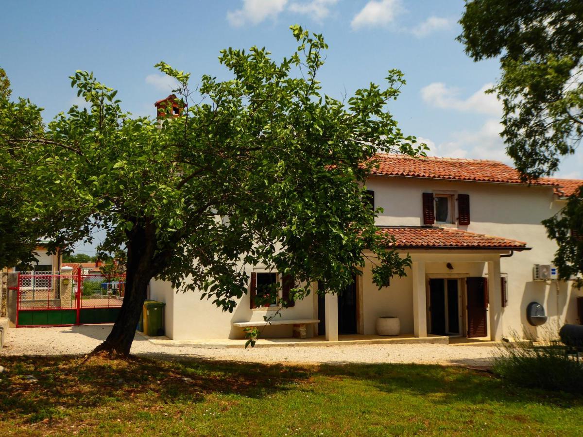 Casa Istriana Nona Pina Vila Kaštelir Exterior foto